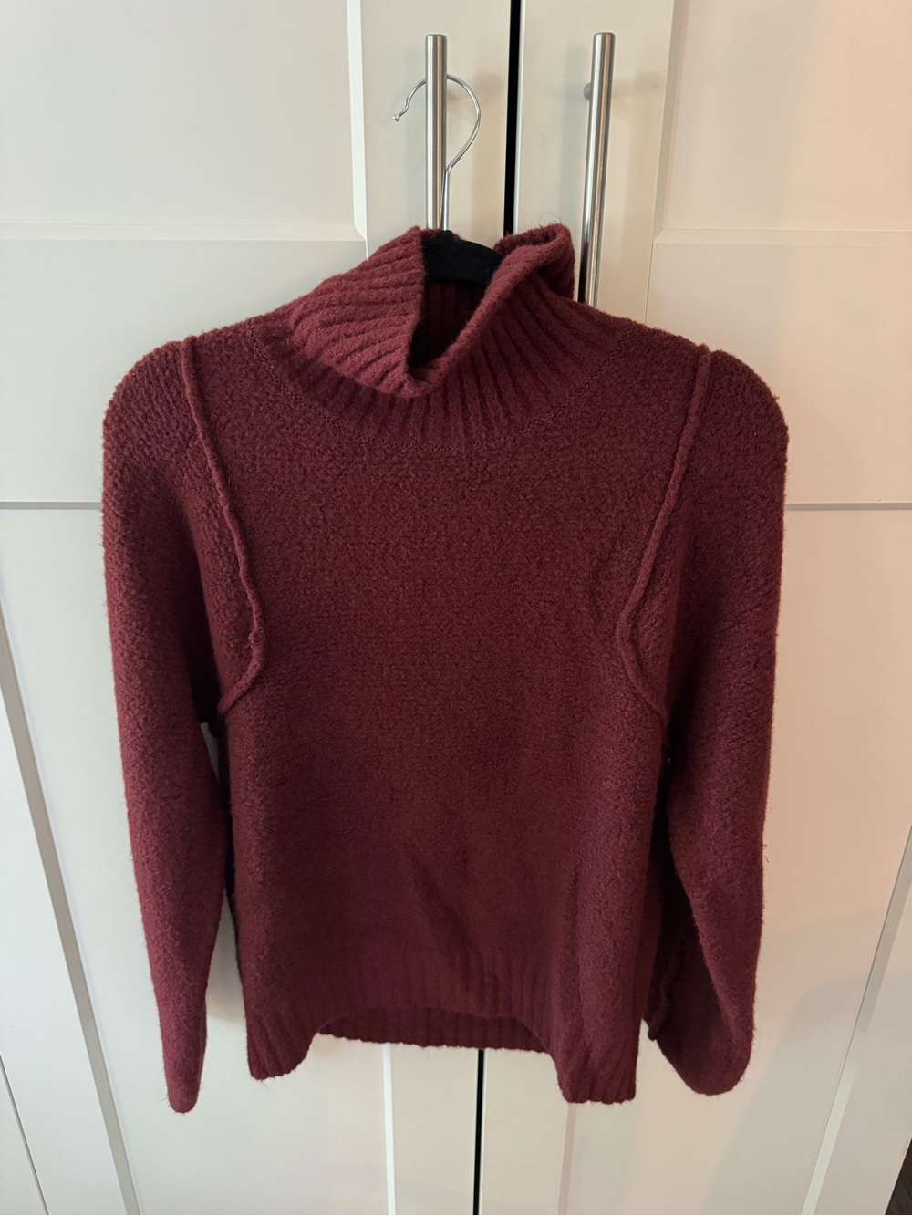 Universal Thread Women's Burgundy Turtleneck Sweater